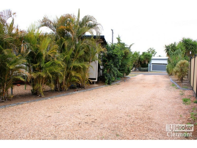 8 East Lane, Clermont QLD 4721