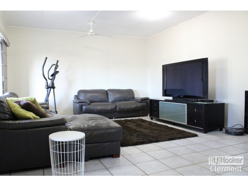 17 Box Street, Clermont QLD 4721