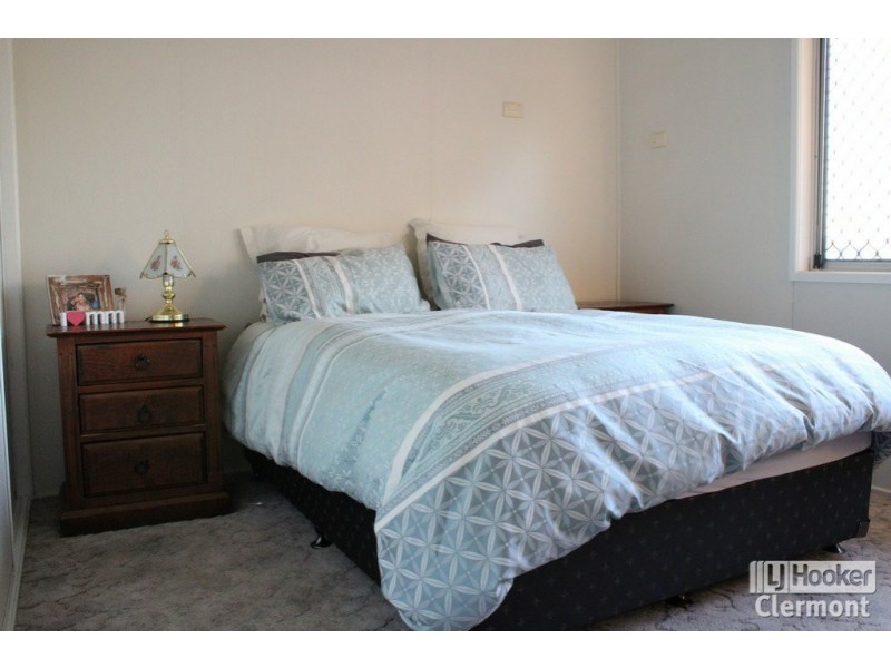 17 Box Street, Clermont QLD 4721