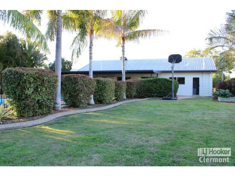 17 Box Street, Clermont QLD 4721