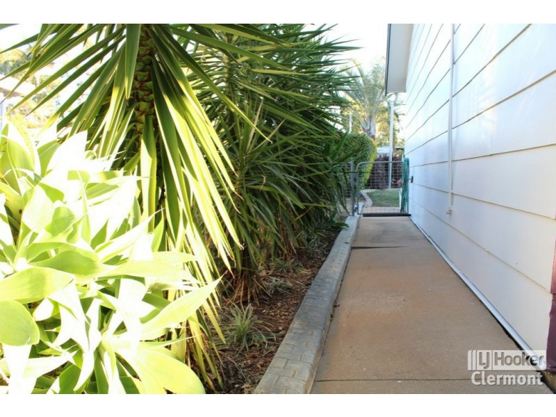 17 Box Street, Clermont QLD 4721