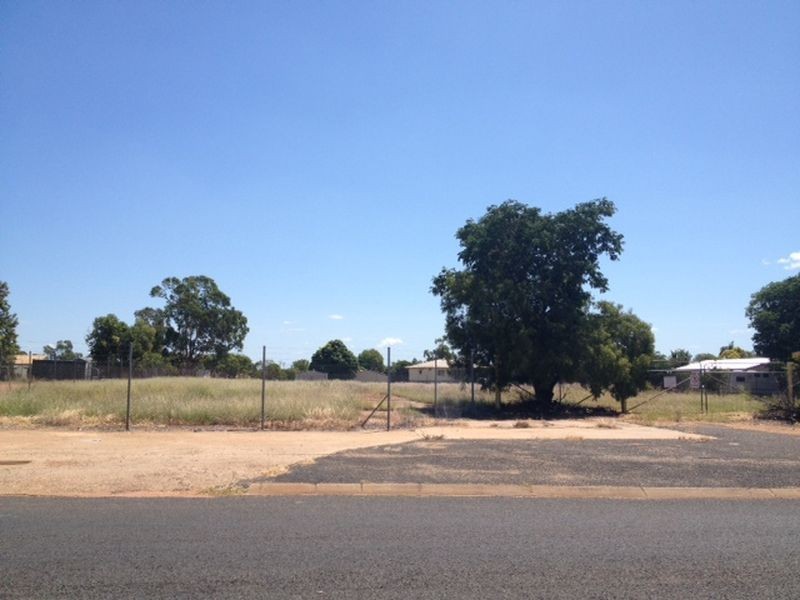 54 Francis Street, Clermont QLD 4721