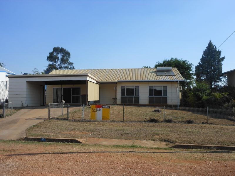 65 Box Street, Clermont QLD 4721