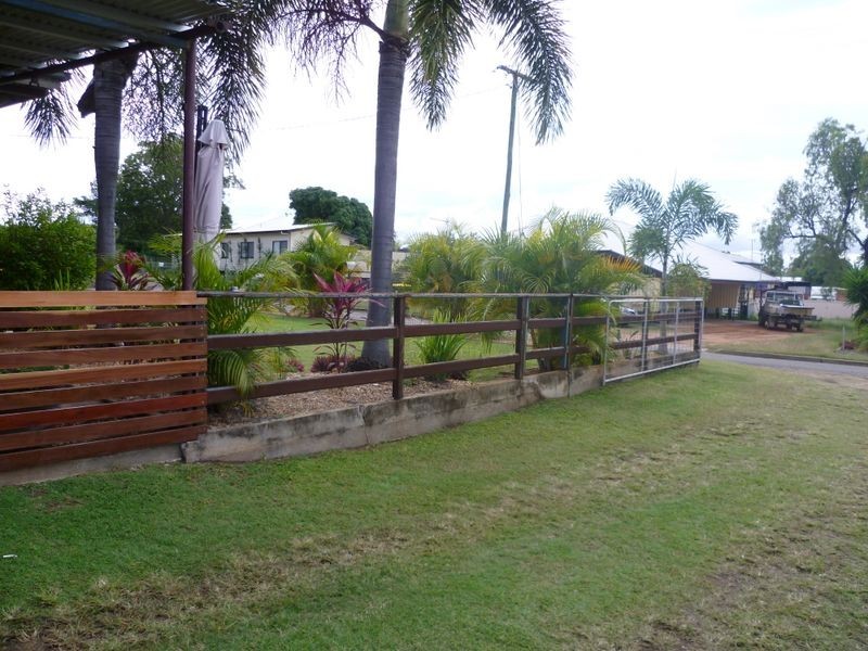 7 East Lane, Clermont QLD 4721