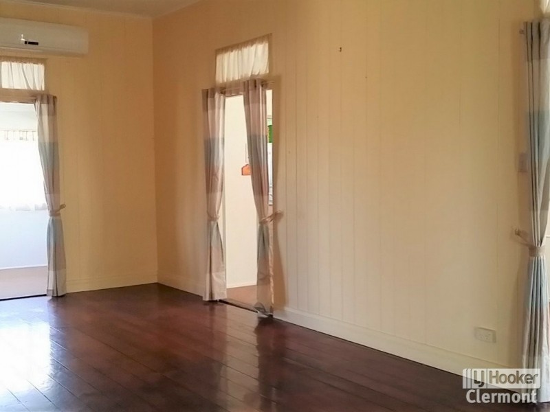 21 Douglass Street, Clermont QLD 4721