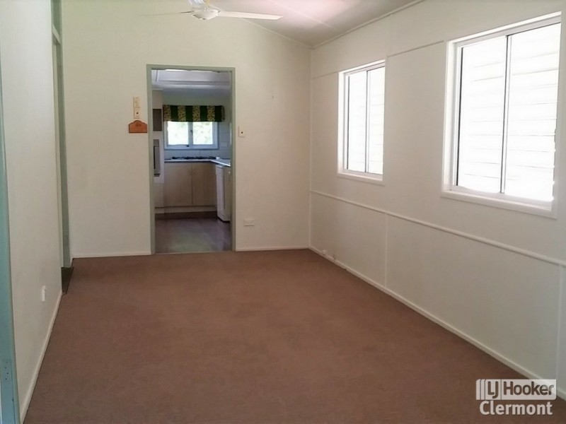 21 Douglass Street, Clermont QLD 4721