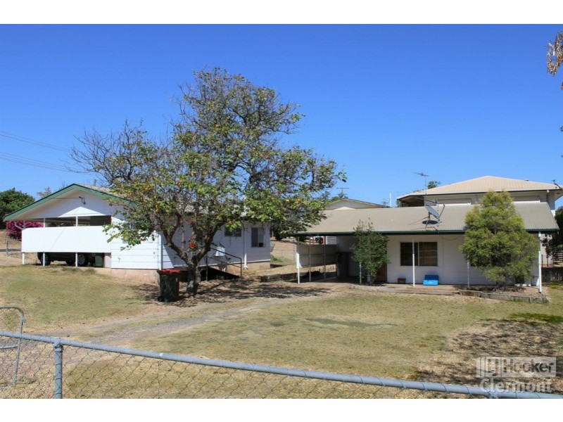 Unit 1 & 2/2 Blamey Street, Clermont QLD 4721