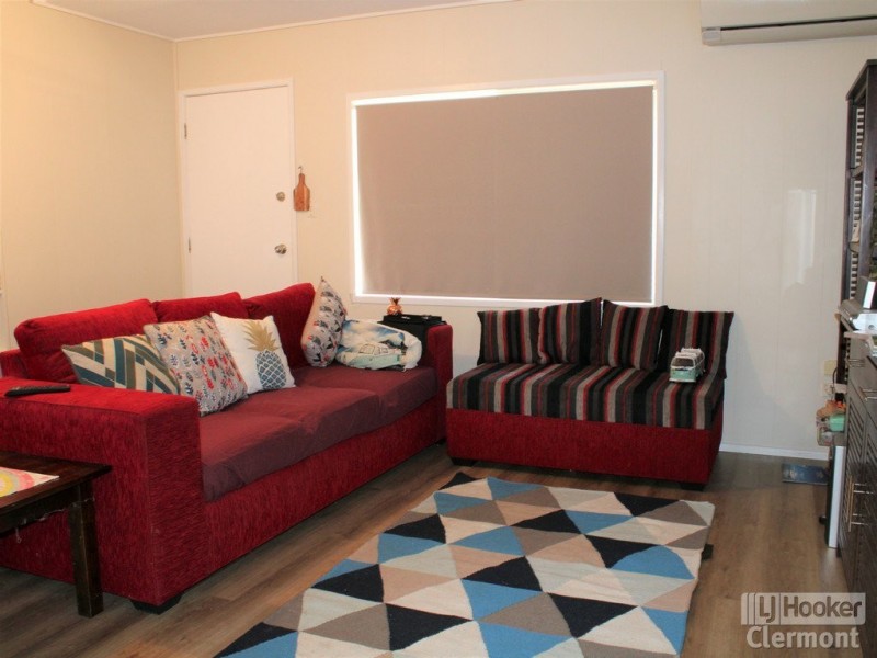 Unit 1 & 2/2 Blamey Street, Clermont QLD 4721