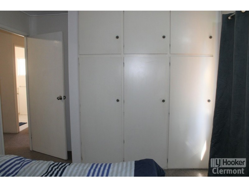Unit 1 & 2/2 Blamey Street, Clermont QLD 4721