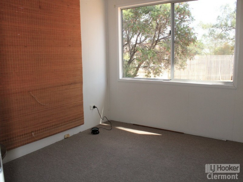 Unit 1 & 2/2 Blamey Street, Clermont QLD 4721