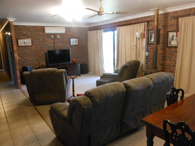 39 Langston Lane, Clermont QLD 4721