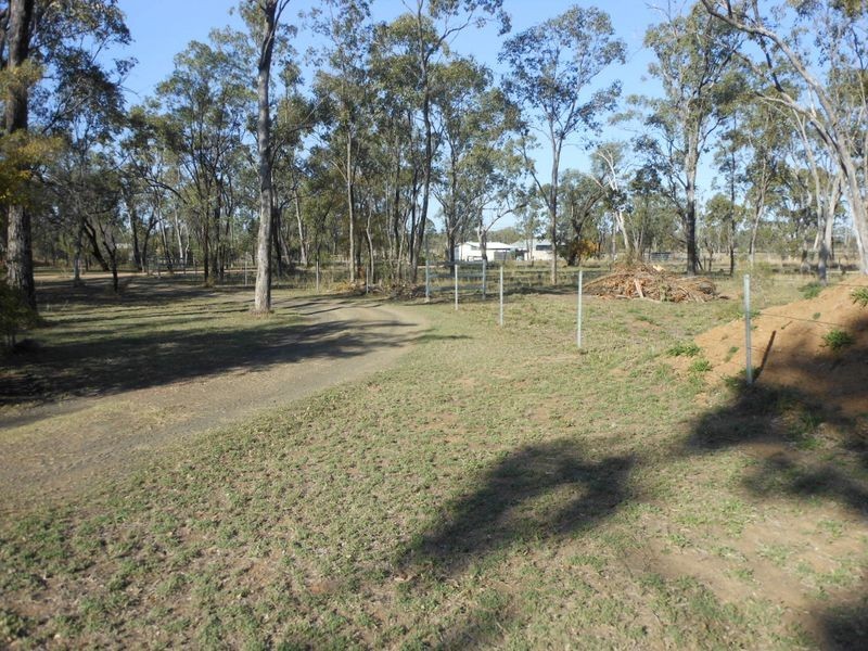 39 Langston Lane, Clermont QLD 4721