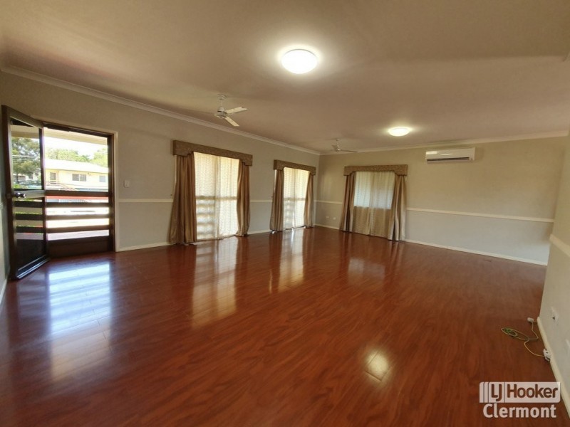 11 Risien Street, Clermont QLD 4721