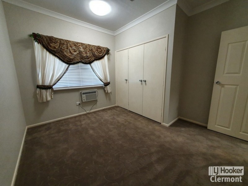 11 Risien Street, Clermont QLD 4721