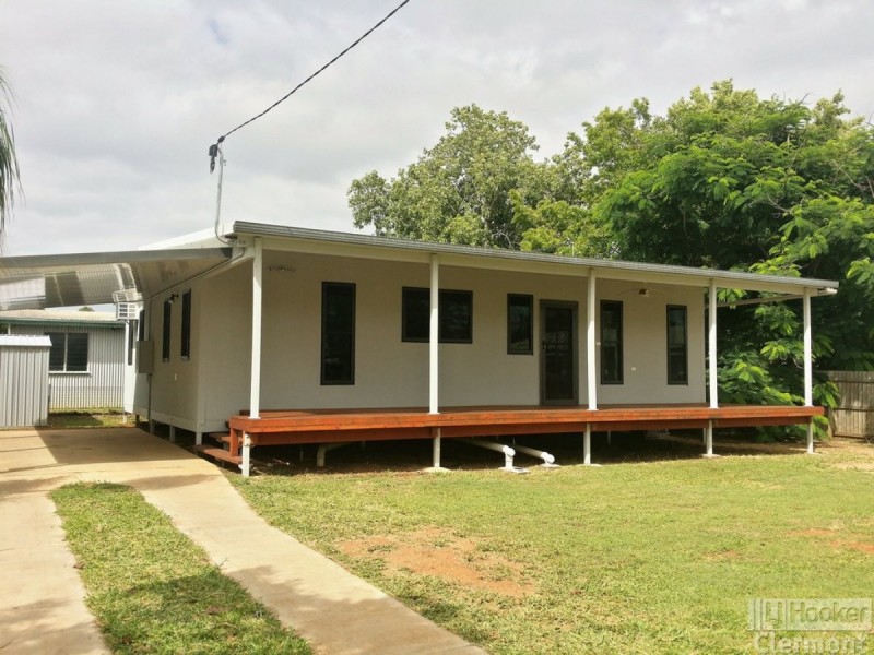 11 French Court, Clermont QLD 4721