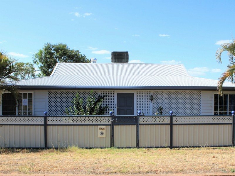 24 Box Street, Clermont QLD 4721