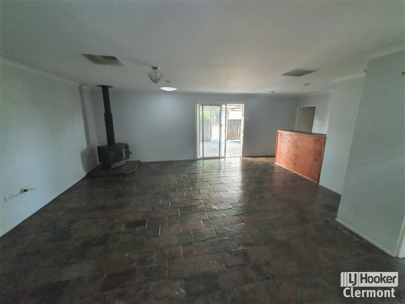 24 Box Street, Clermont QLD 4721