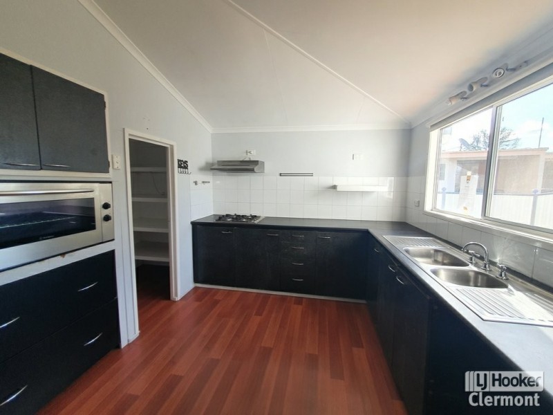 24 Box Street, Clermont QLD 4721