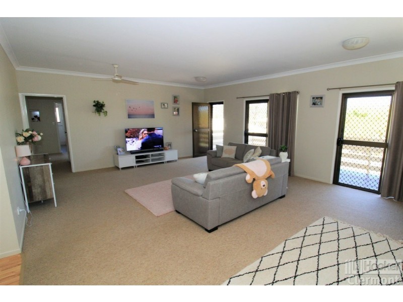 12 Samson Street, Clermont QLD 4721