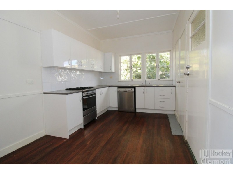 51 French Street, Clermont QLD 4721