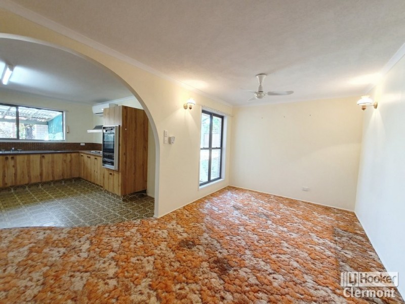 9 Blamey Street, Clermont QLD 4721