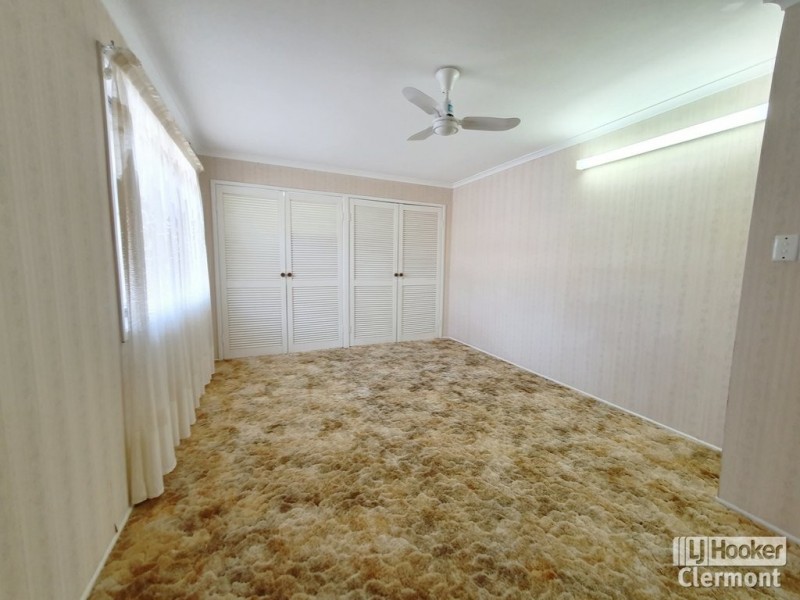 9 Blamey Street, Clermont QLD 4721