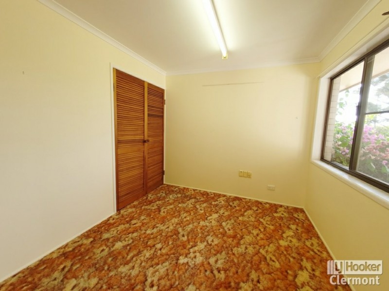 9 Blamey Street, Clermont QLD 4721