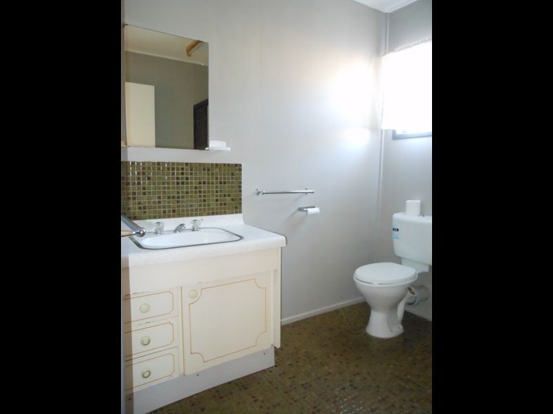 25 Monash Court, Clermont QLD 4721