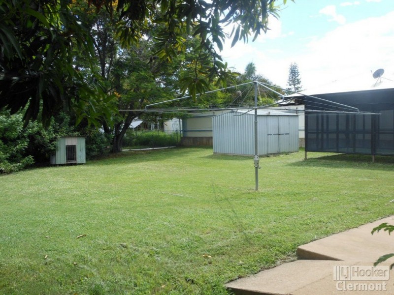 20 Kitchener Street, Clermont QLD 4721
