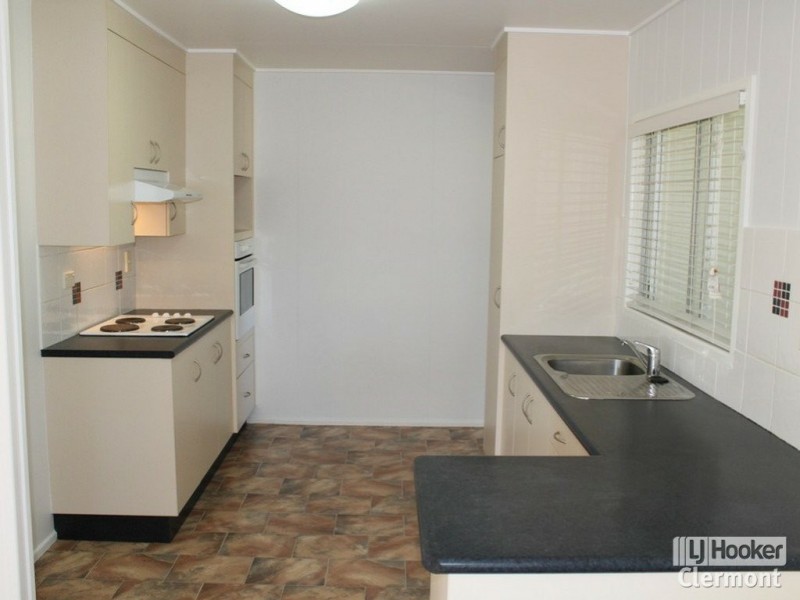 19 Monash Court, Clermont QLD 4721