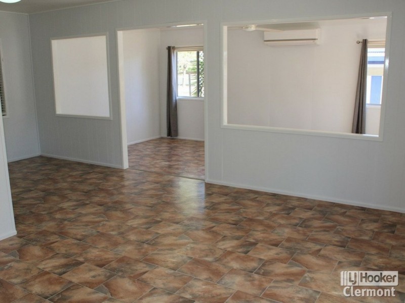 19 Monash Court, Clermont QLD 4721