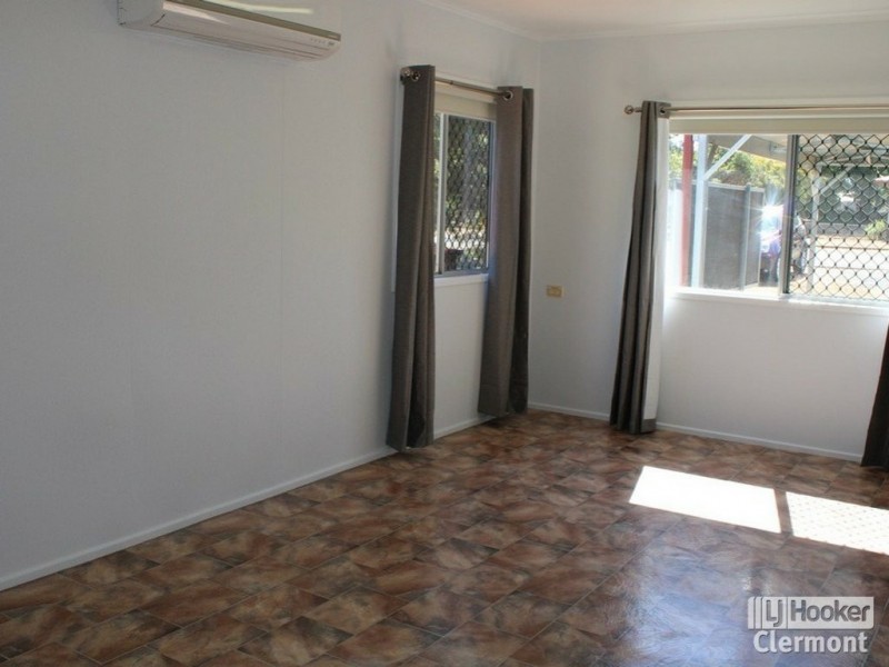 19 Monash Court, Clermont QLD 4721