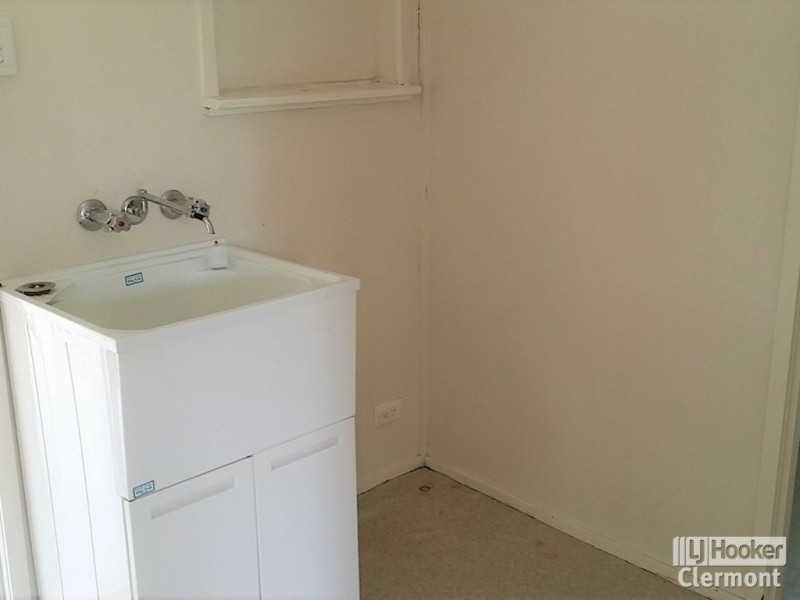 56 Monash Street, Clermont QLD 4721