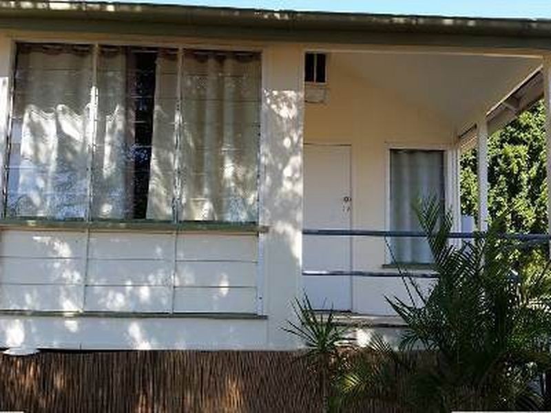 Unit 1 ,2 & 3/7 Box Street, Clermont QLD 4721