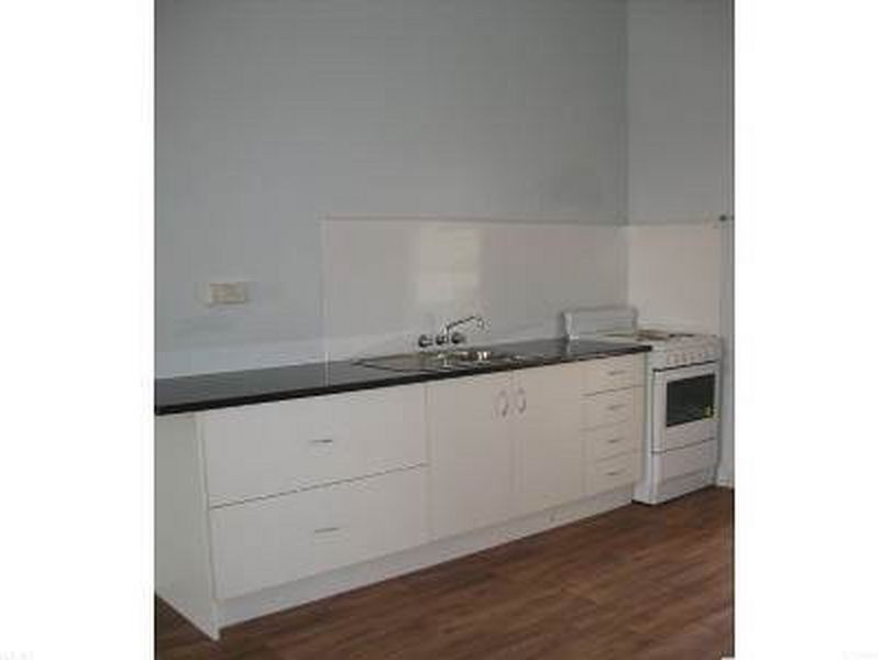 Unit 2/7 Box Street, Clermont QLD 4721