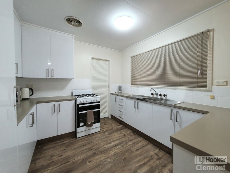 62 Capricorn Street, Clermont QLD 4721