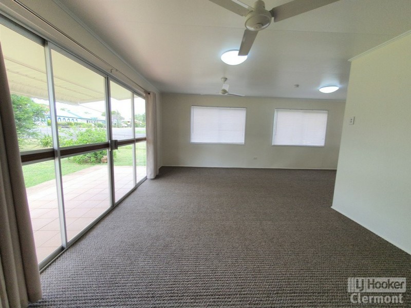 62 Capricorn Street, Clermont QLD 4721