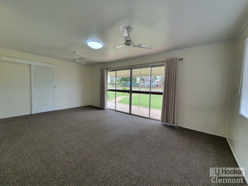 62 Capricorn Street, Clermont QLD 4721