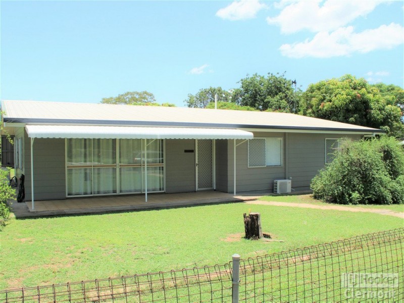 62 Capricorn Street, Clermont QLD 4721