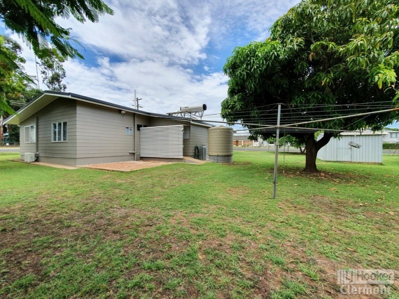 62 Capricorn Street, Clermont QLD 4721