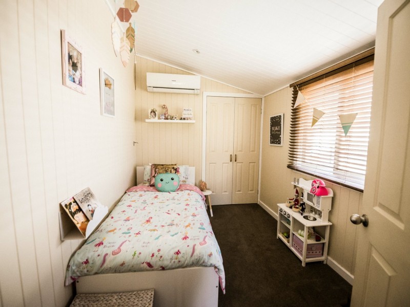 12 Kitchener Street, Clermont QLD 4721