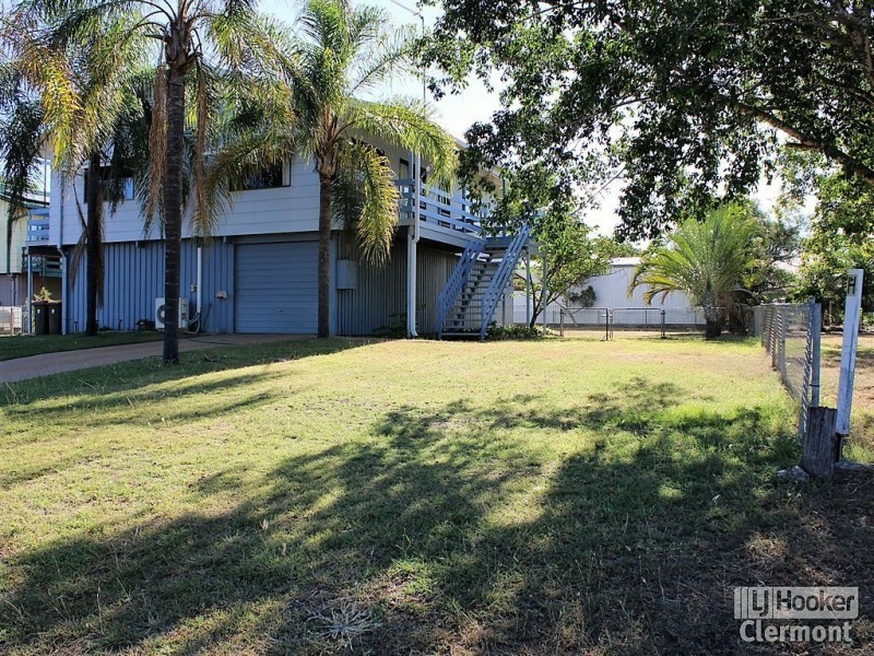 12 Hetherington Street, Clermont QLD 4721