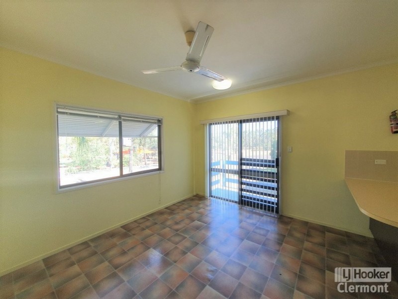 12 Hetherington Street, Clermont QLD 4721