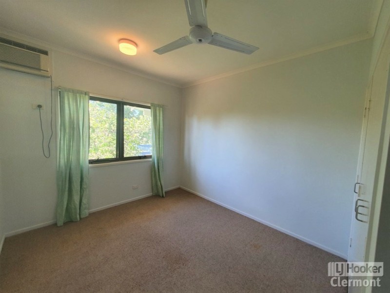 12 Hetherington Street, Clermont QLD 4721