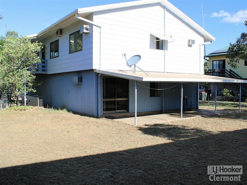 12 Hetherington Street, Clermont QLD 4721