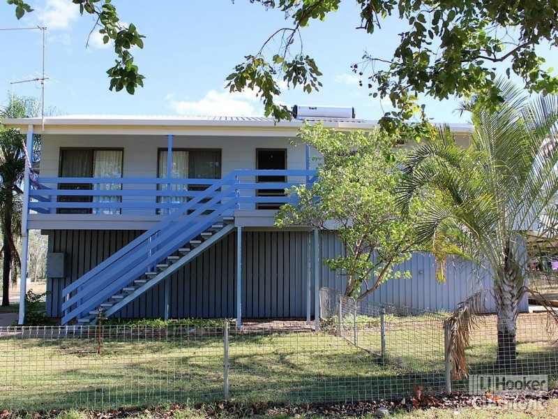 12 Hetherington Street, Clermont QLD 4721