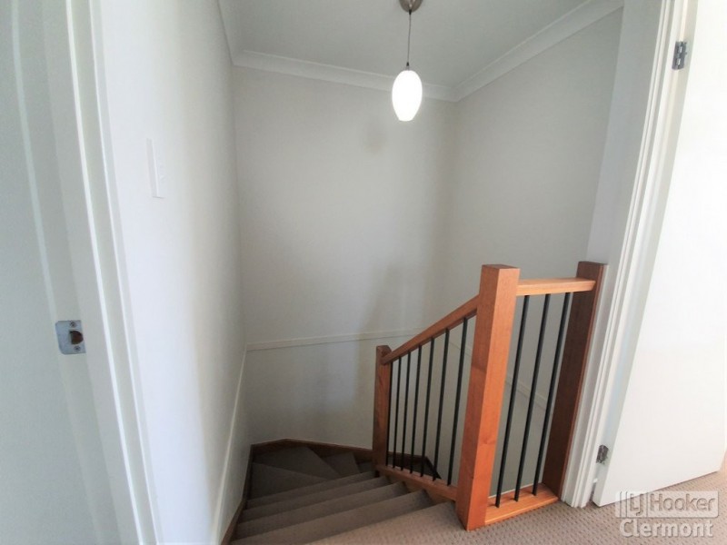 Unit 1/47 McDonald Flat Road, Clermont QLD 4721