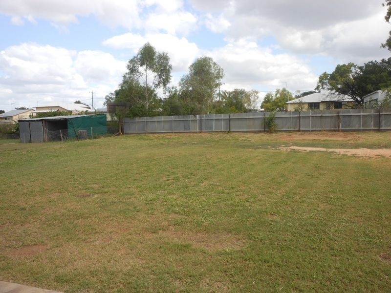 29 Lime Street, Clermont QLD 4721