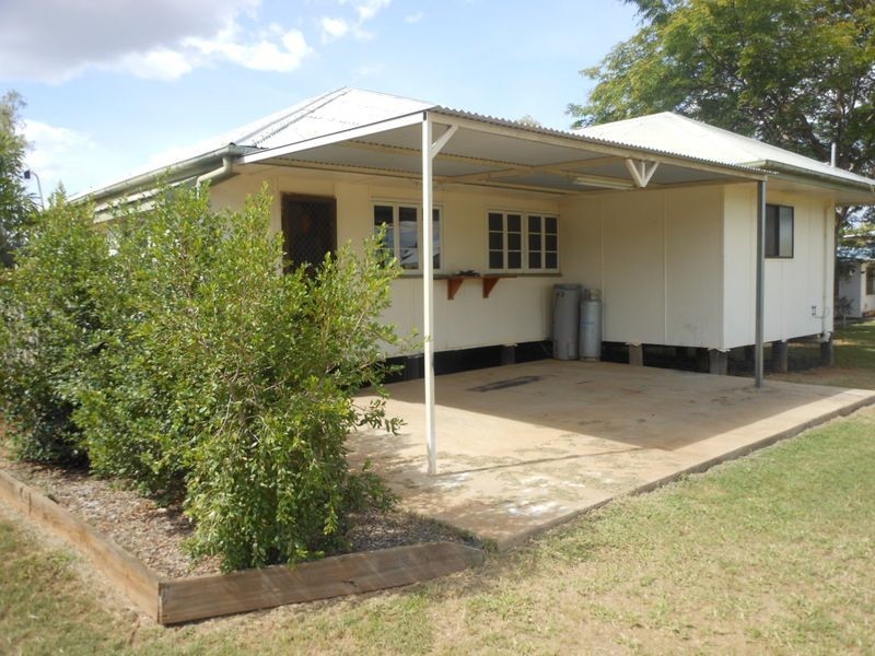 29 Lime Street, Clermont QLD 4721