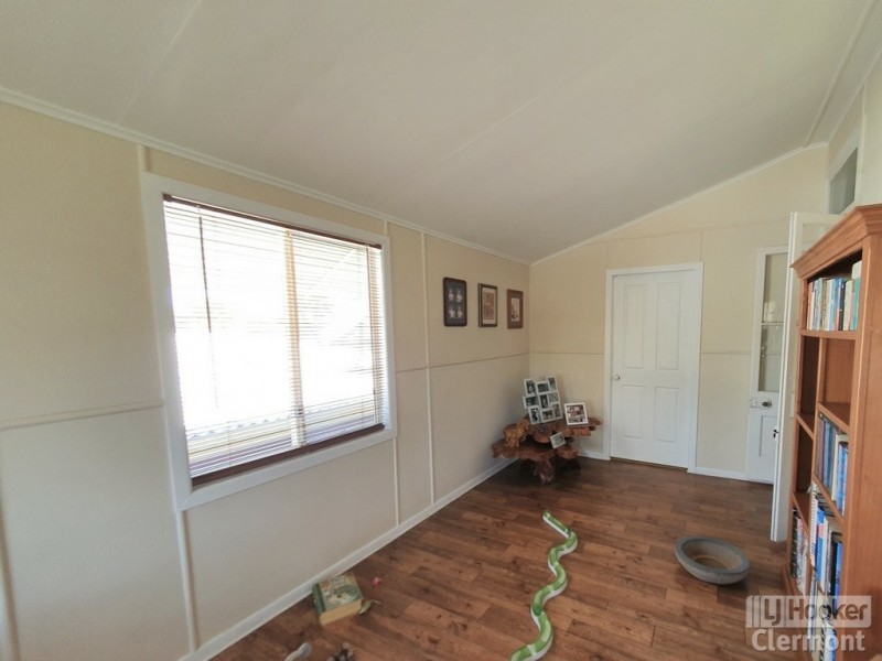 10 Daintree Street, Clermont QLD 4721